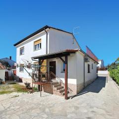 Stunning Apartment In Medulin With Wifi