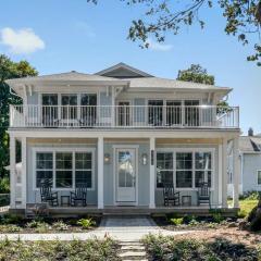 Lux Beach Home Lake Views Firepit