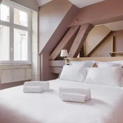 Hôtel Cloître - Entrée autonome, réception en ligne - Encore Mieux