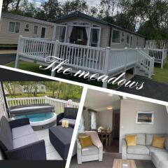 41 luxury hot tub holidays tattershall lakes