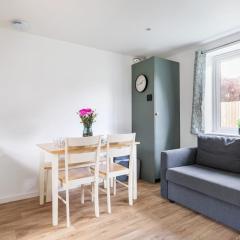 Salisbury Garden Apartment