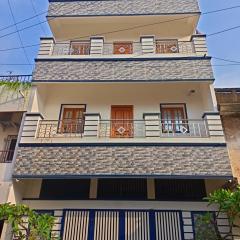 VJ VILLA DOUBLE COT BIG Room