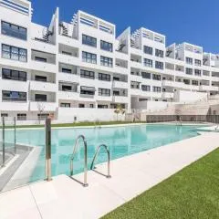 New Chic apartment walk to beach Estepona RDR387