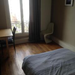 Chambre privative dans appartement sur Paris