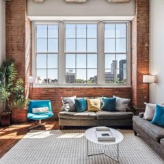 3BR Stunning Downtown Historic Loft with Gym
