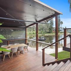 Lakefront Living in Burleigh