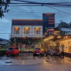 My Place Guest House Manado