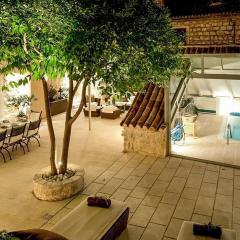 Exclusive villa with indoor pool