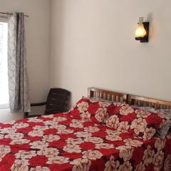 Oak Hill Cottage, in a wooded area valley view near Bakehouse and Chaar Dukaan