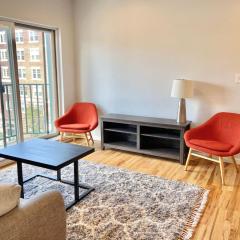 210-Great Student or Work from Home 2Bed Apt