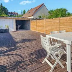 3 Bedroom Cozy Home In Saint-Gaultier