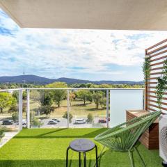 Impeccable Apt in the Heart of Canberra