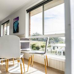 Suncatcher St Helens - Views - Sleeps 4