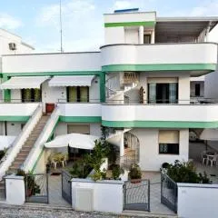 Bilocale con balcone a due passi dal mare - Teresa Houses