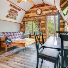 Inviting Des Arc Cabin with Fire Pit and Deck!