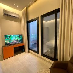 Cosy studio in Al Malqa with terrace, Prime location, Self Check-in