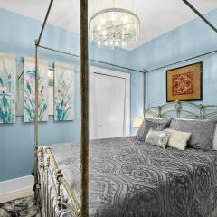 Casa Maria 2- Charming, Quaint Apt Next to Everything Downtown!