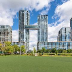 Prime Location - Apartment in Downtown Toronto