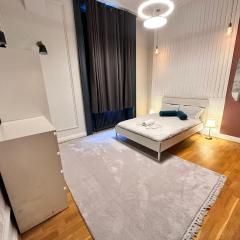 Paddington 3-Bedroom, 2-Bathroom Apartment In Central London