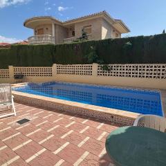 Casa Monte Verde con piscina a 10 min de Granada