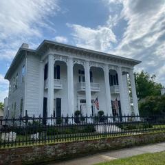 Shadowlawn Bed and Breakfast