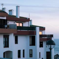 Contemporary Oceanside Rooftop