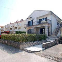 Apartments with parking space Njivice, Krk - 21869