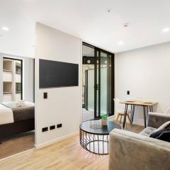 Modern 1-Bedroom City Centre