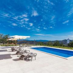 Villa Mirna Comfortable holiday residence