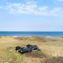Beach Front Home In Hjørring With Sauna