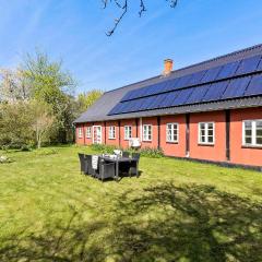 Cozy Home In stermarie With Kitchen