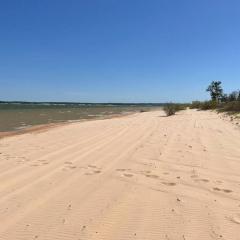 3/2 home near this beach on Lake Texoma - Sleeps 8