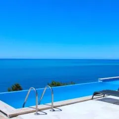 Villa Smiles 1
