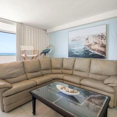 Oceanfront Paradise - Spacious and Family Friendly