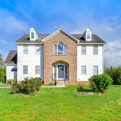 Pet-Friendly Lake Norman Retreat with Deck and Grill