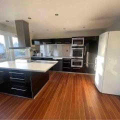 Nautnes Villa Apartment