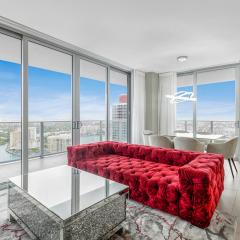 HYDE BEACH HOUSE THREE-BEDROOM, WATERFRONT, OCEAN AND INTERCOSTAL VIEW, ROOFTOP POOL, 5 MiN WALK TO BEACH