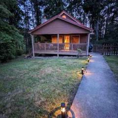 Summersville Lake Rd Cabin - Pet Friendly!