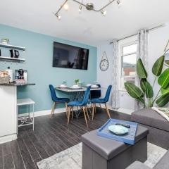 Pet-Friendly Home Near Chinatown & Little Italy
