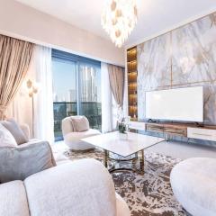 Luxury 3-Bed: Burj Khalifa View