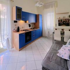 Bilocale vicino al porto