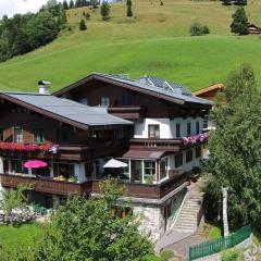 Large Apartment in Maria Alm with Terrace