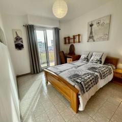 Chambre privée en colocation dans un appartement au centre de rillieux la pape