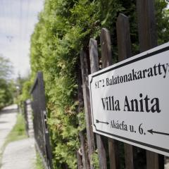 Villa Anita - 100 metrov od pláže Bercsényi