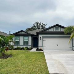 Private rooms inside Ellenton home - Near Beaches