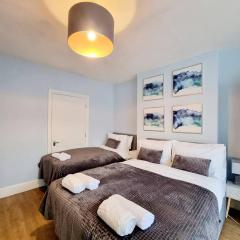 Sleeps 5, 2 bedroom 3 min walk Mile End Station