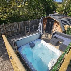 Morvan Pod & Hot tub