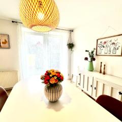 5 minute walk to LEGO house - 2 bedrooms 80m2 apartment with garden