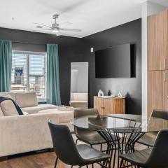 The Hollywood Suite The Gulch