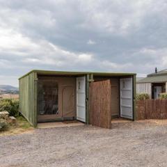 2 Hares Hideout, Camp Tapnell